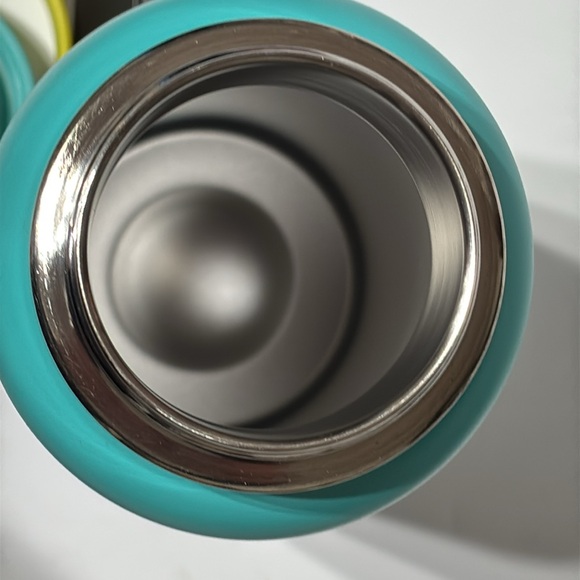 Hydro Flask LIMITED EDITION 40 oz. Hawaii Water Bottle in Mint - Picture 7 of 11